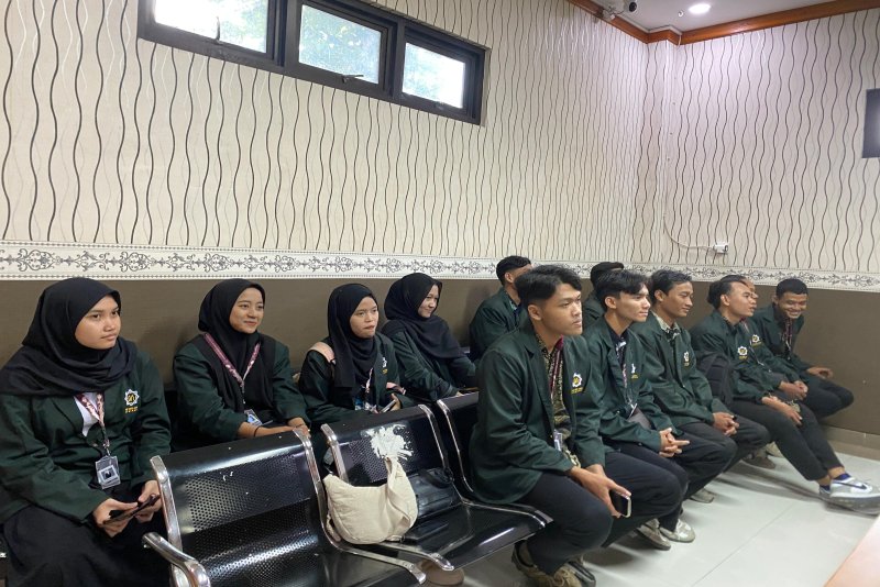 Pengadilan Agama Ngawi Berikan Pembekalan Materi Peradilan kepada Mahasiswa UIN Sunan Ampel Surabaya
