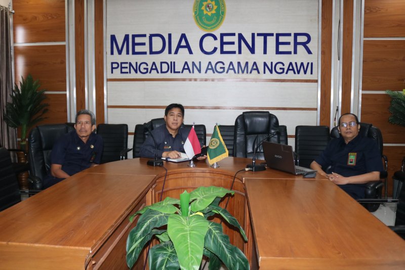 PA Ngawi Ikuti Pembinaan dan Monitoring Pembangunan Zona Integritas di Ruang Media Center