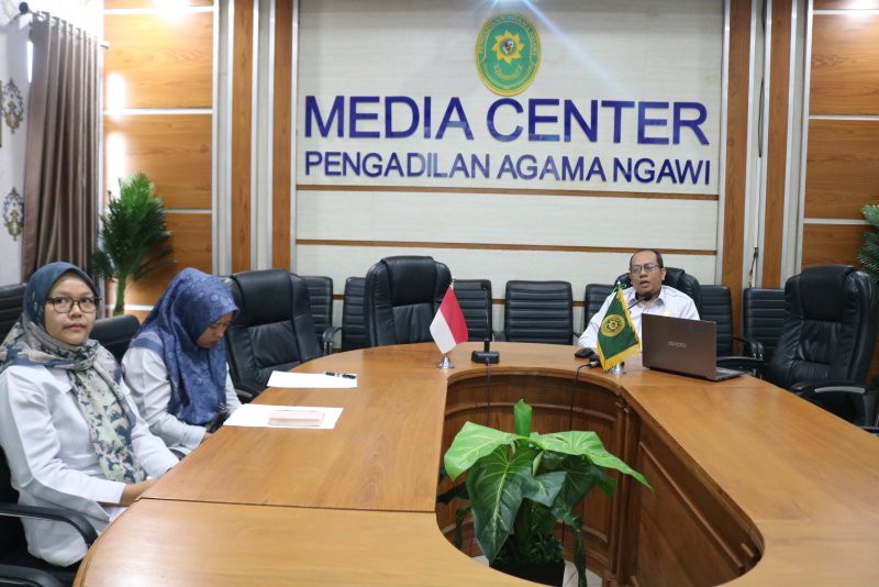 PTA Surabaya Adakan Pembinaan Monitoring dan Evaluasi PNBP Fungsional Dari BADILAG