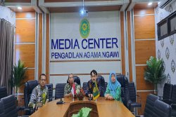PA Ngawi Hadiri Internalisasi Inovasi PTA Surabaya